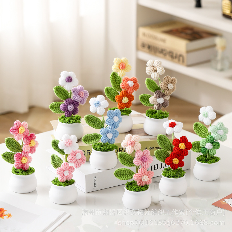 Cross-border finished wool potted forget-me-not puff tree hand-woven small potted plant office ornaments car ornaments gift