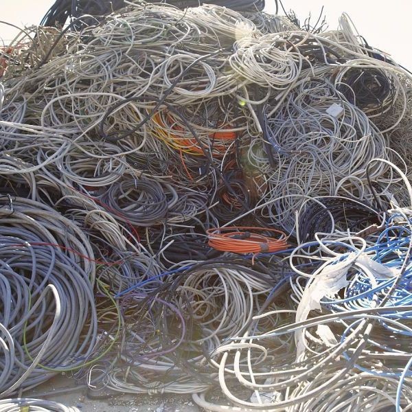 Масштабная переработка отходов кабелей, поддержка наличных расчетов. Приветствуем запросы. Услуги «одного окна».