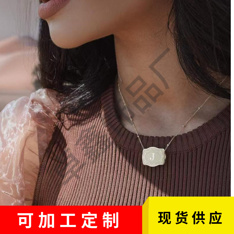 Cross-border explosions 26 English letters belt buckle necklace new embossed copper necklace belt buckle in stock on the same day
