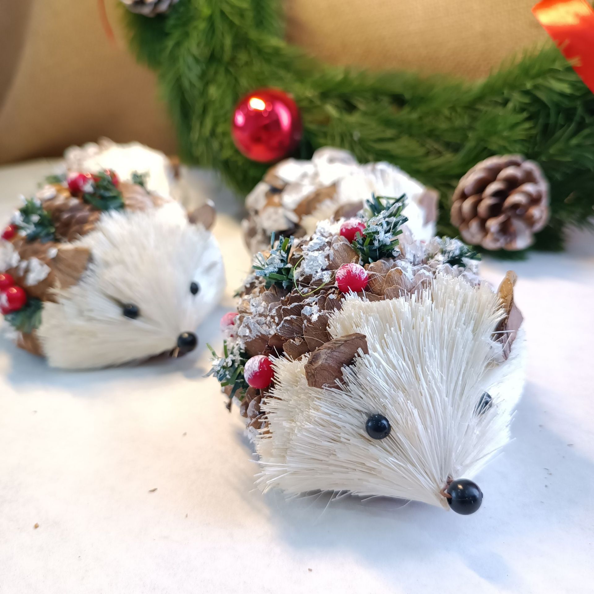 Foreign trade garden decoration cute super cute little hedgehog animal gift landscape pastoral handmade straw hedgehog pendant