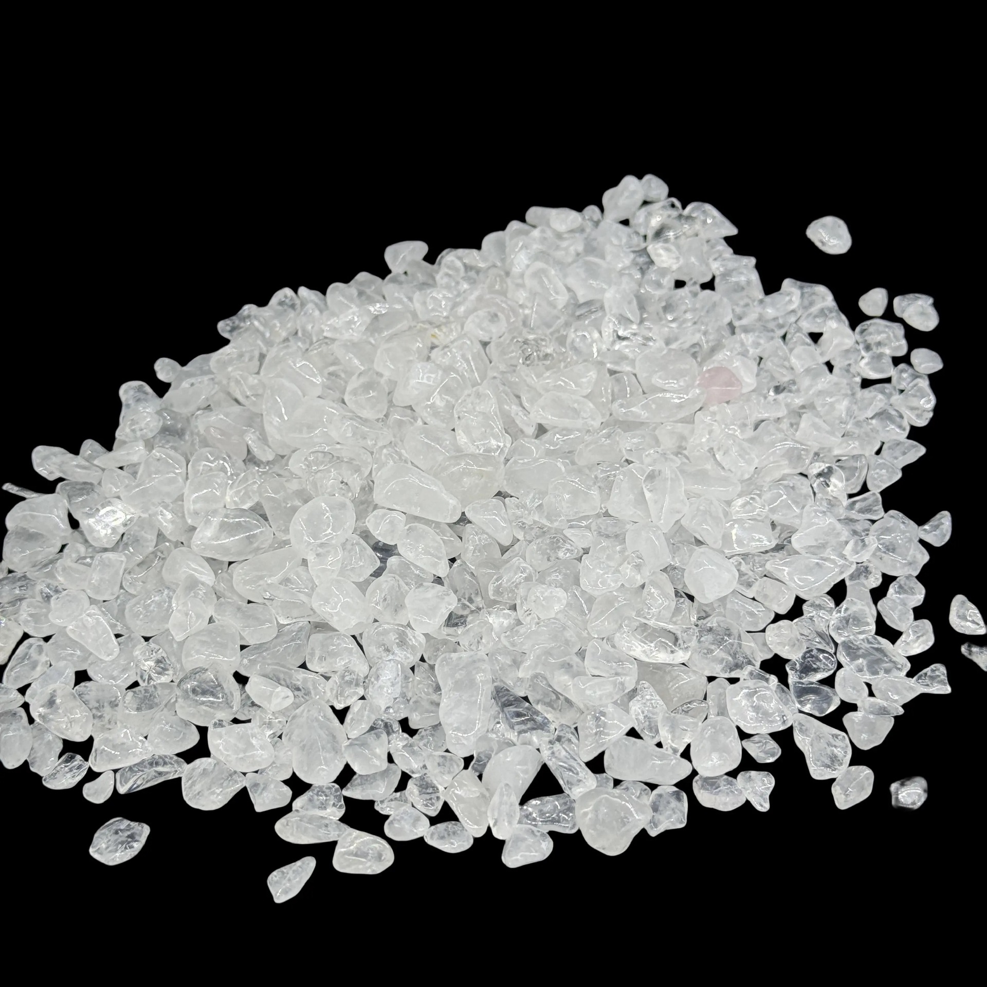 Huige Fang Crystal Natural White Crystal Crushed Stone White Crystal Demagnetizing Stone Loose Crushed Stone Crystal Pillow Manufacturer Wholesale