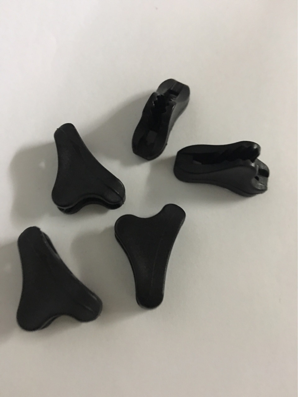 High quality classic small size Black Triangle stop adjustable rope Buckle Small size Black Triangle stop adjustable rope buckle