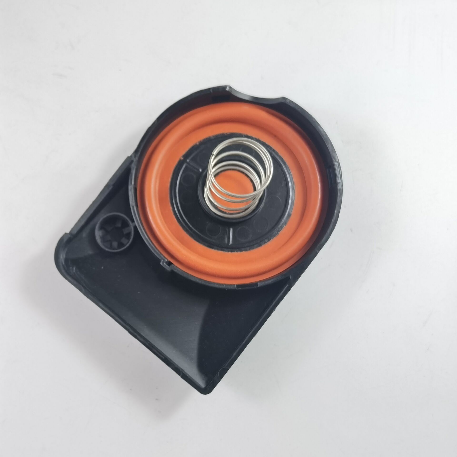 Valve Chamber Cover Waste Gas Valve 11127601863 11127646552 11127646553