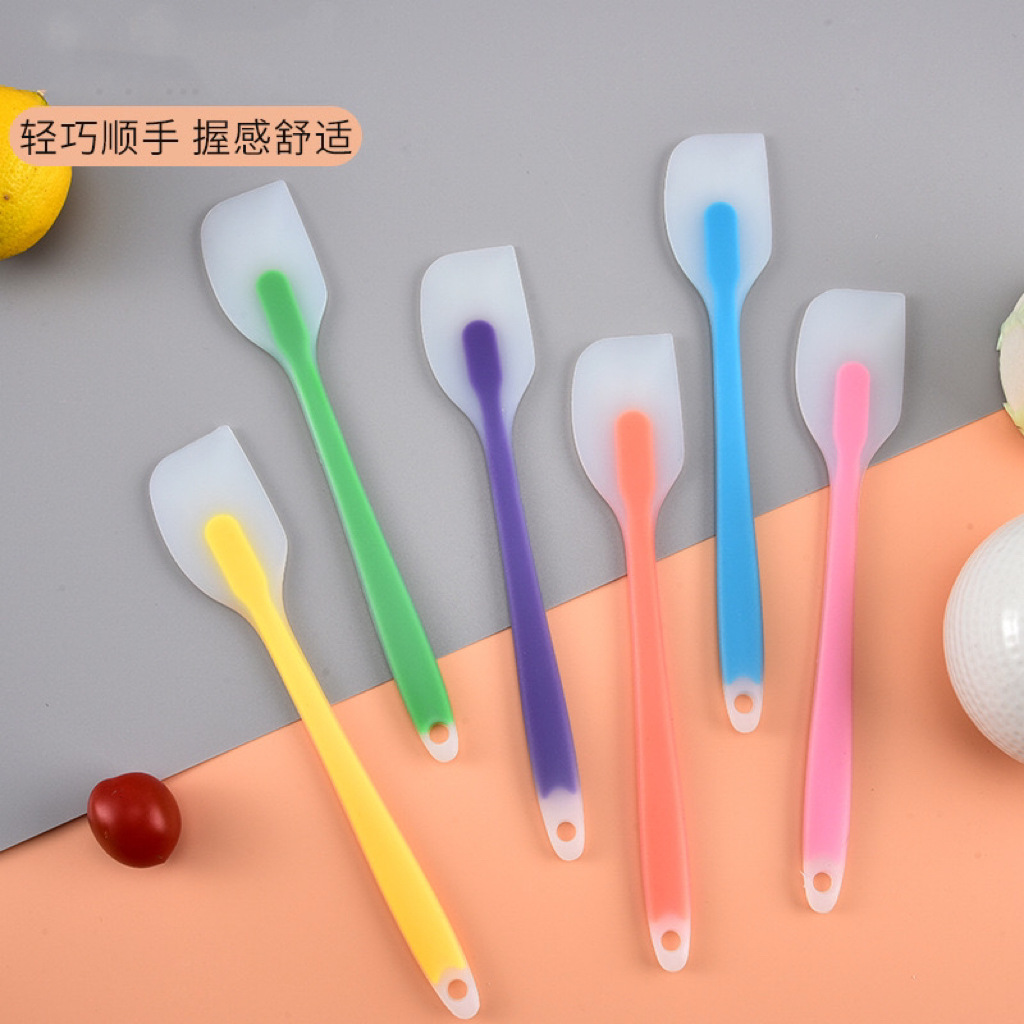 Spot Translucent Colorful Scraper Integrated Transparent Silicone High Temperature Resistant Nougat Mixing Baking Tool