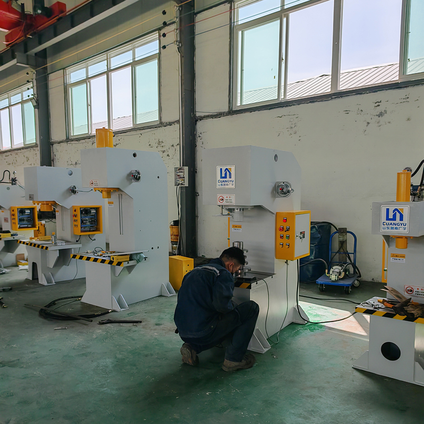Direct Selling Electric Small Single-Arm Hydraulic Press 10 Tons 20 Tons 100 Tons Single-Column C-Type Leveling and Shaping Aluminum Plate Pressing Machine