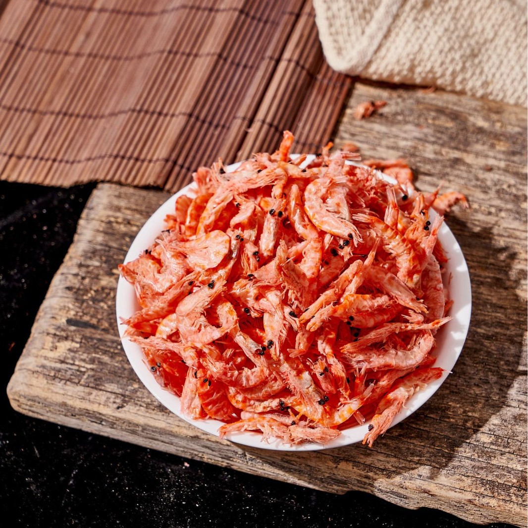 Beihai krill net red instant light dry krill skin frozen red shrimp dried shrimp skin freeze-dried snacks wholesale 50g