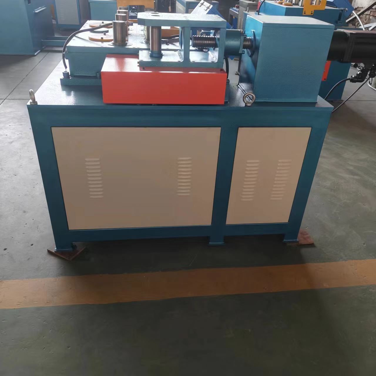 Angle Iron Arc Bending Machine, Special Equipment for Greenhouse Frame Bending Processing, Aluminum Profile Bending Machine