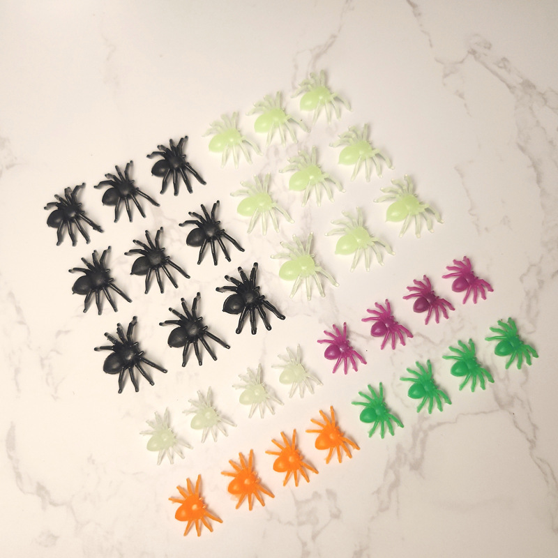 Factory Direct luminous Spider model simulation insect toy spoof Scary toy insect desktop landscape