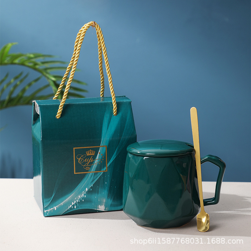 Creative Couple Ceramic Cup Gift Box suit Practical Wedding Bridesmaid Return Gift Cup Birthday Birthday Gift for Men and Women