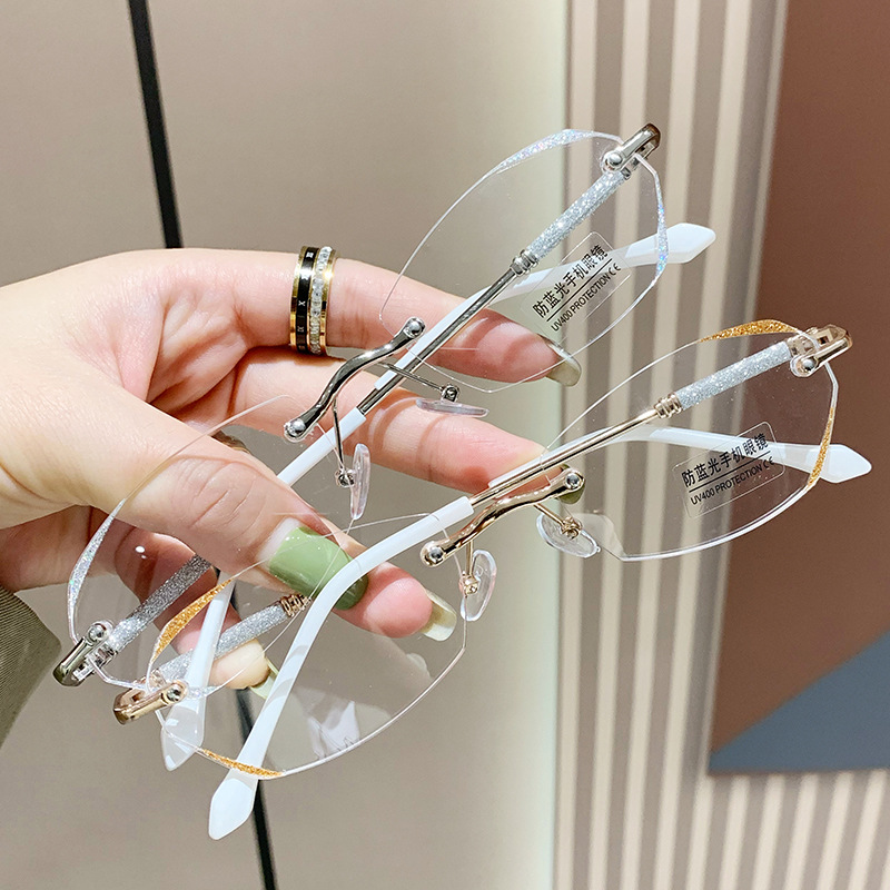 Новые модные тонкие очки против синего света для женщин оптом