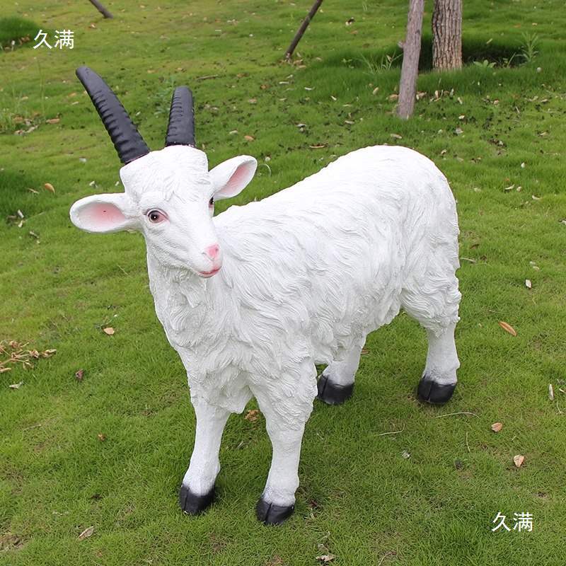 Fiberglass Sheep Sculpture Outdoor Garden Landscape Animal Goat Ornaments Garden Lawn Kindergarten Decoration