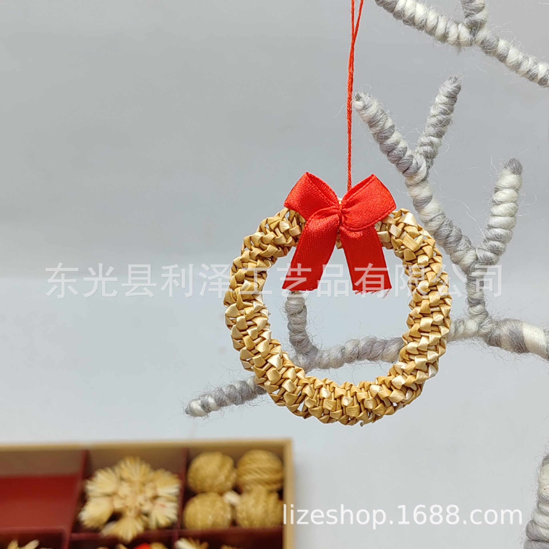 Natural wheat straw handmade mini five-pointed star snowflake Angel Christmas tree pendant Christmas decorations