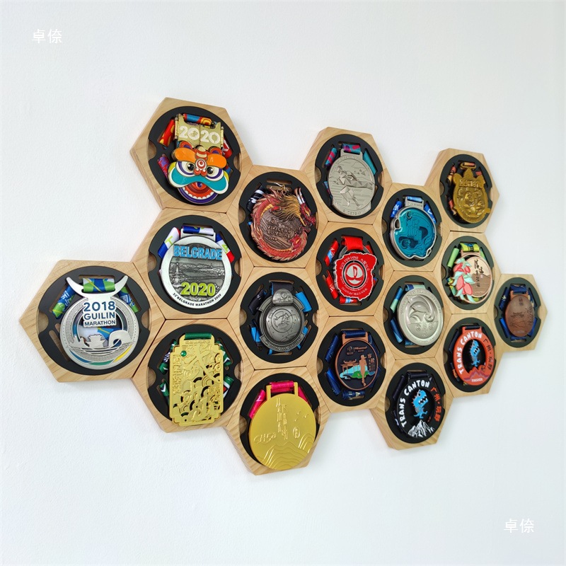 Hexagonal Display Box Display Medal Display Badge Medal Acrylic Sports Storage Box Kee