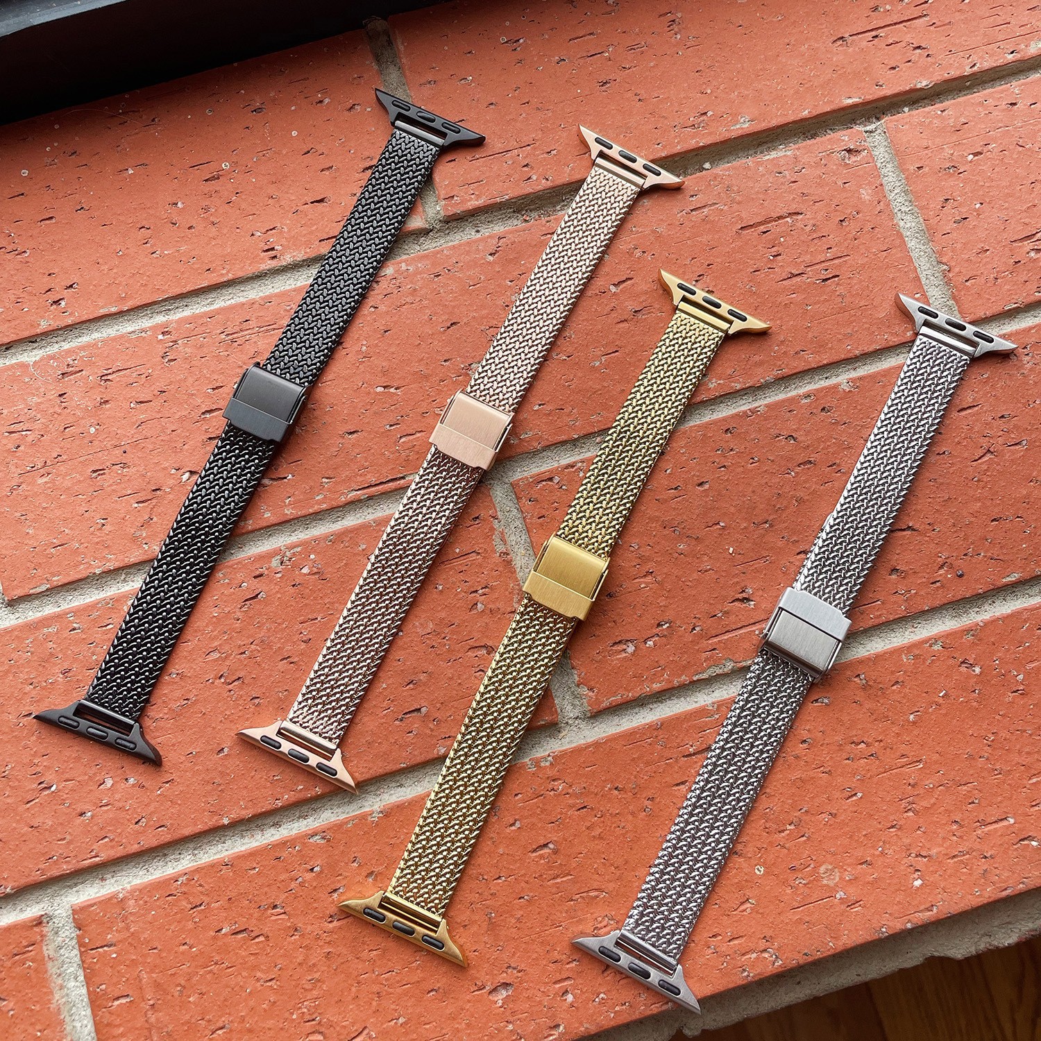 Suitable for Apple Applewatch Watch Stainless Steel Foldableing Magnetic Buckle Wheat Ear Mesh Women's Metal Watch Strap