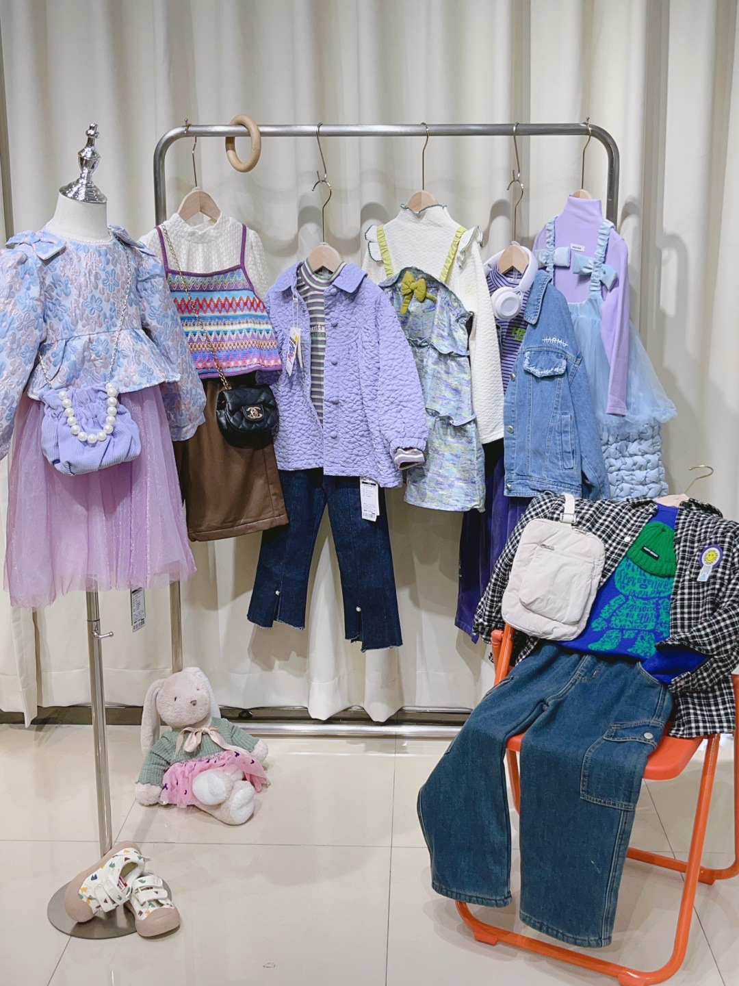 Одежда для детей Hey Xiaobao Watermelon Egg 2025 Летняя и осенняя Новинка Чистый хлопок Оптовая поставка от производителя