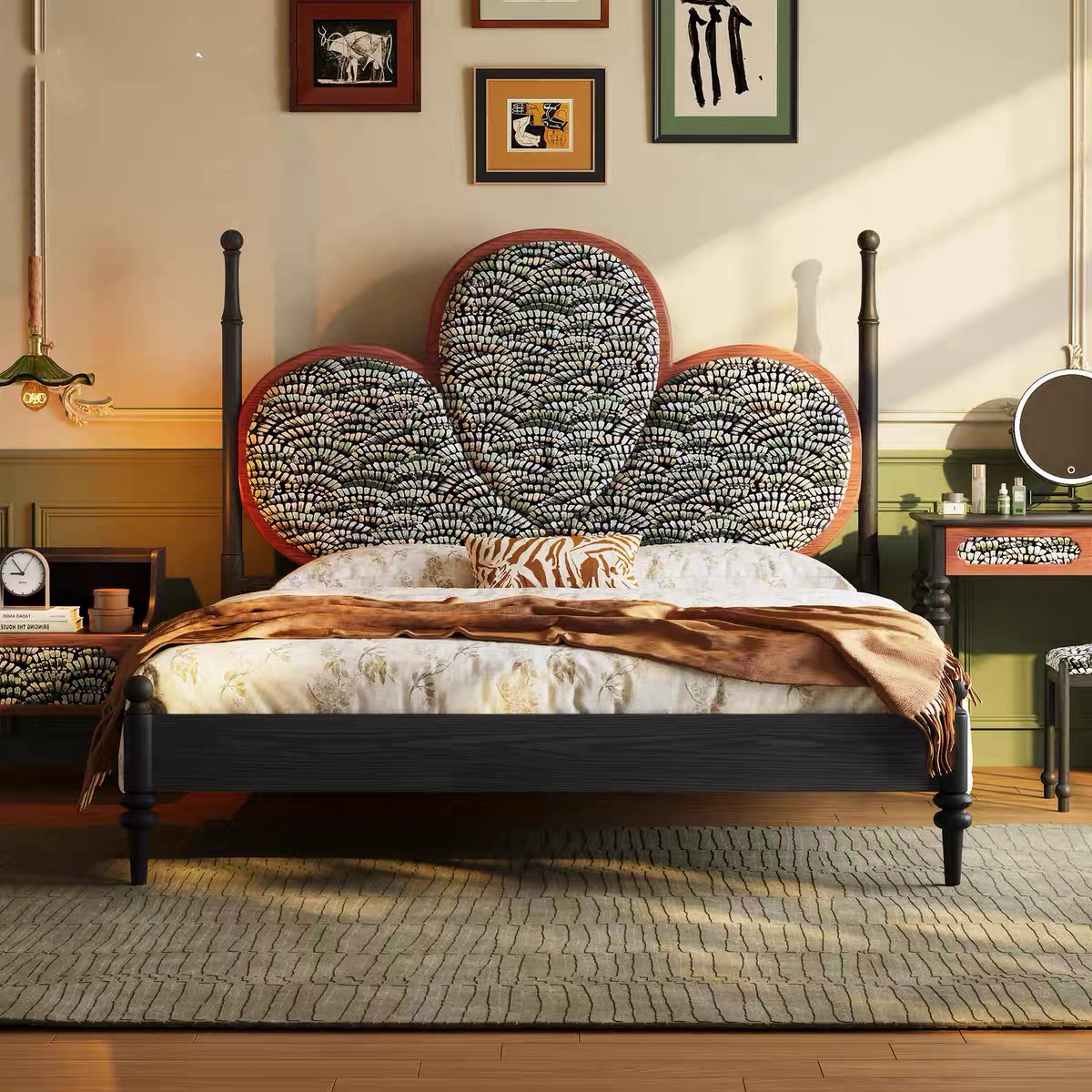 Французская ретро спальня, двуспальная кровать, туалетный столик, интегрированный шкаф, антикварная кровать с высоким спинкой