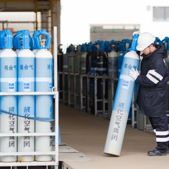 Cylinder Gas Container—O2, N2, Ar, H2, He and Other Gases—Air Liquide Group, Factories Nationwide