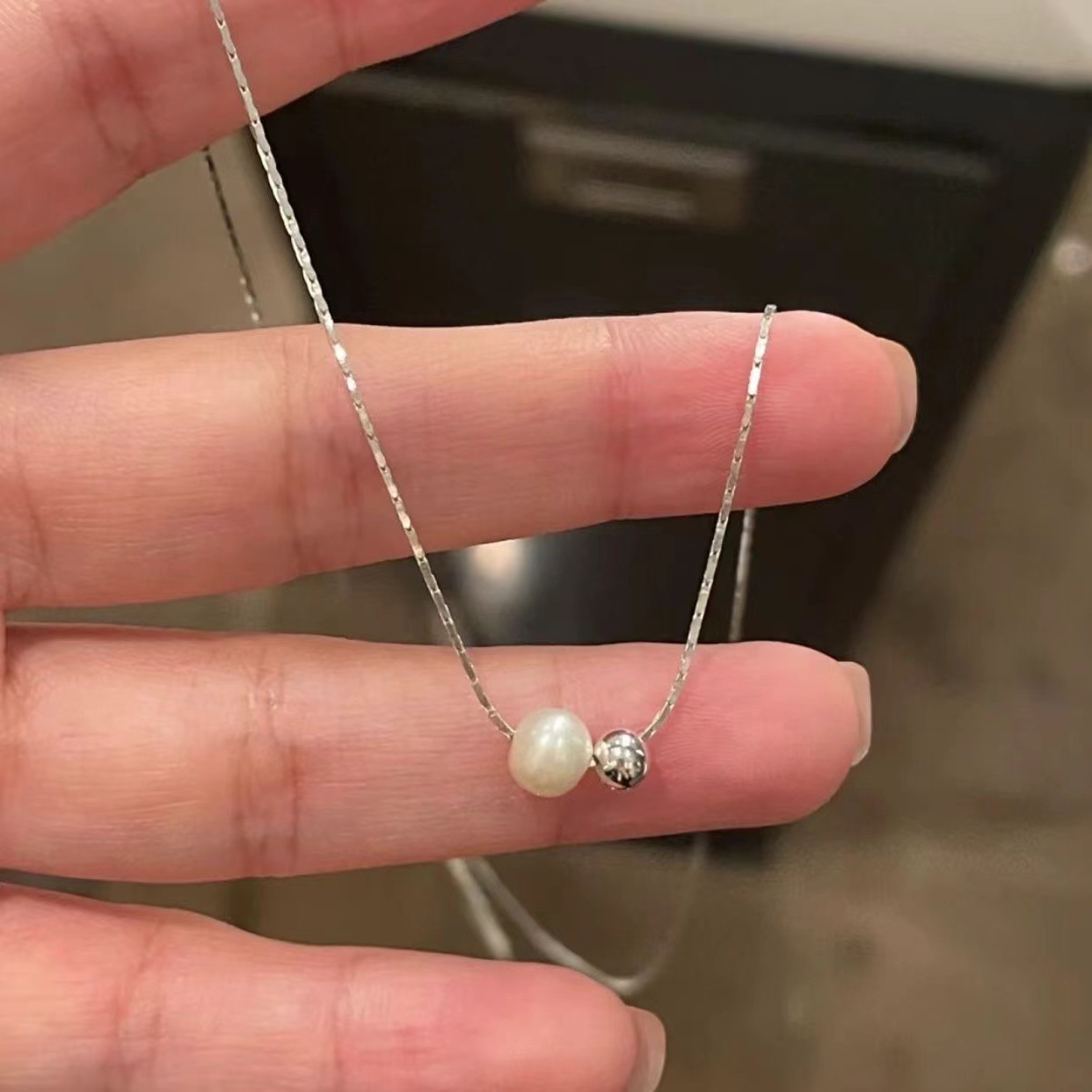 Минималистичное ожерелье с жемчугом, женское украшение 2025 года