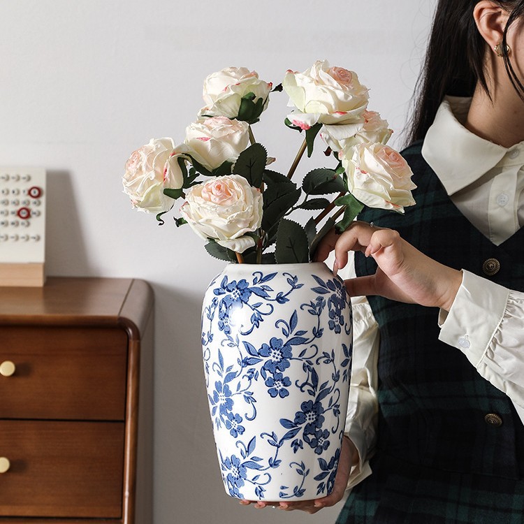 New Chinese Style Advanced Sense Blue and White Porcelain Vintage Vase Ceramic Creative Flower Ornaments Living Room Hallway Decorations