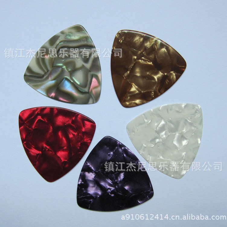 Source Manufacturer Celluloid Guitar Pick Perforated Design Suitable for Ukulele Shrapnel