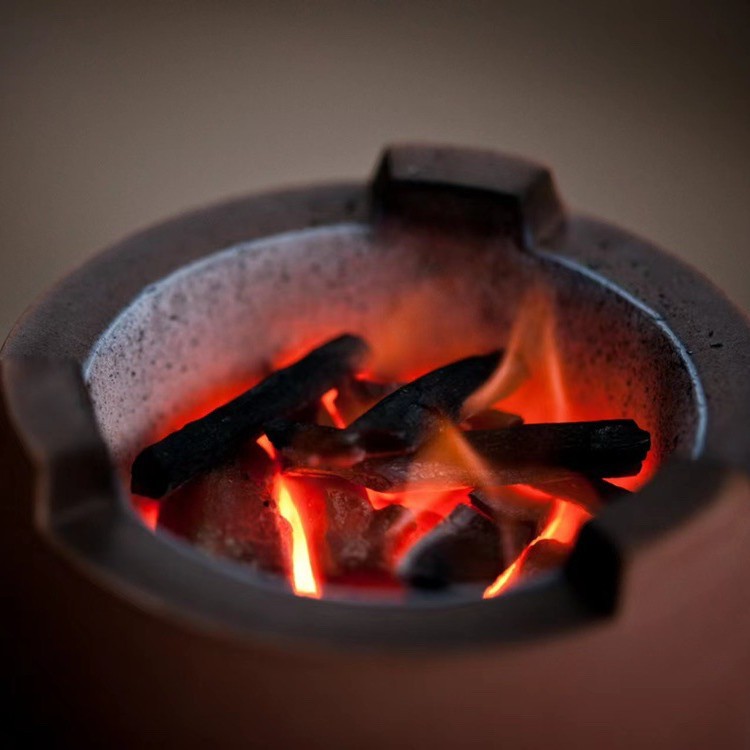 High-End Charcoal for Tea Brewing, Premium Quality Wood-Fired Charcoal for Gongfu Tea