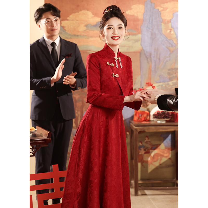 New Chinoiserie Cheongsam Toast Dress Bride 2025 New Red Engagement Suit Out of the Pavilion Long-Sleeved Dress Dress
