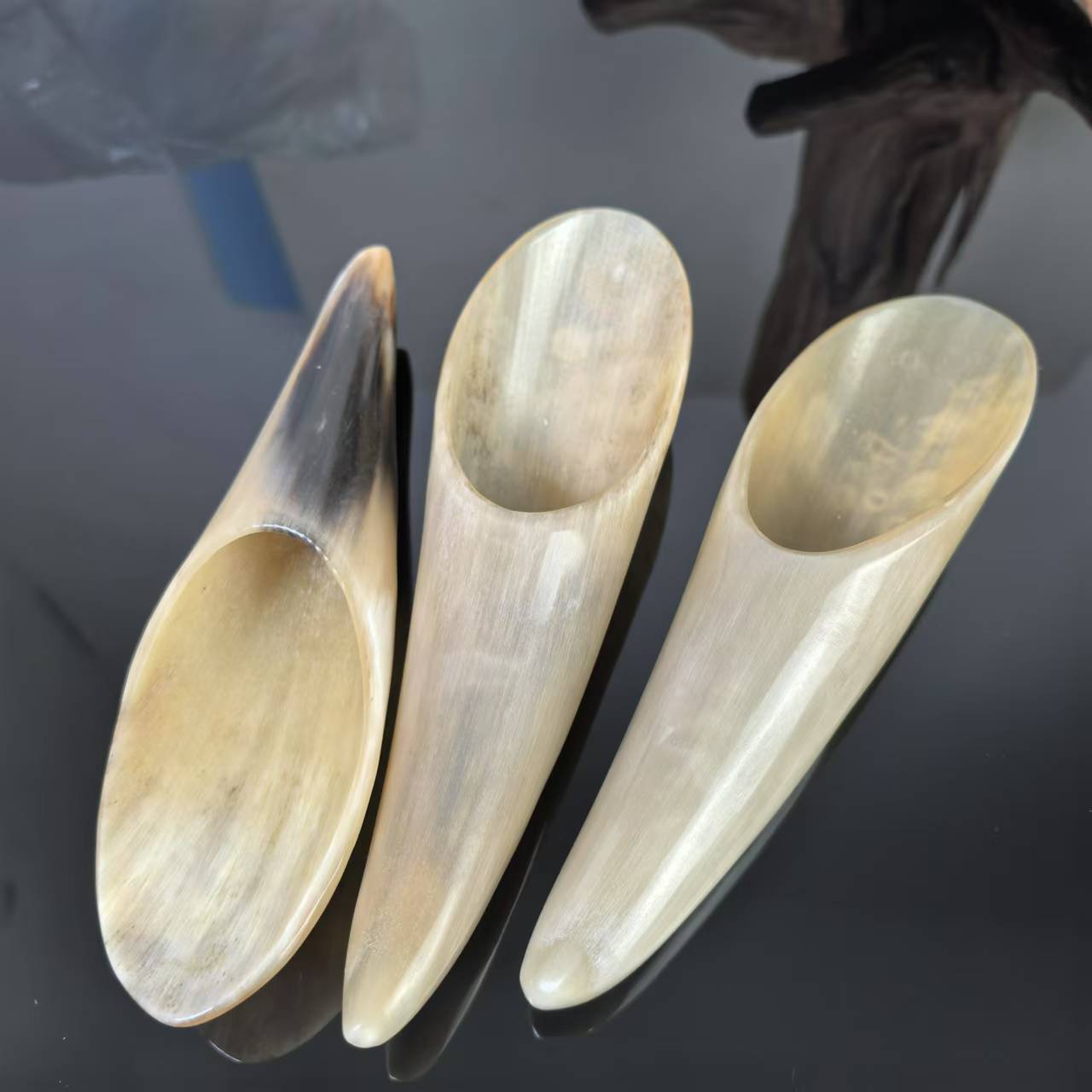 Natural Horn Scraping Tube Tea Peony Whole Body Back Face Large Small Long Scraping Board Massager Wholesale