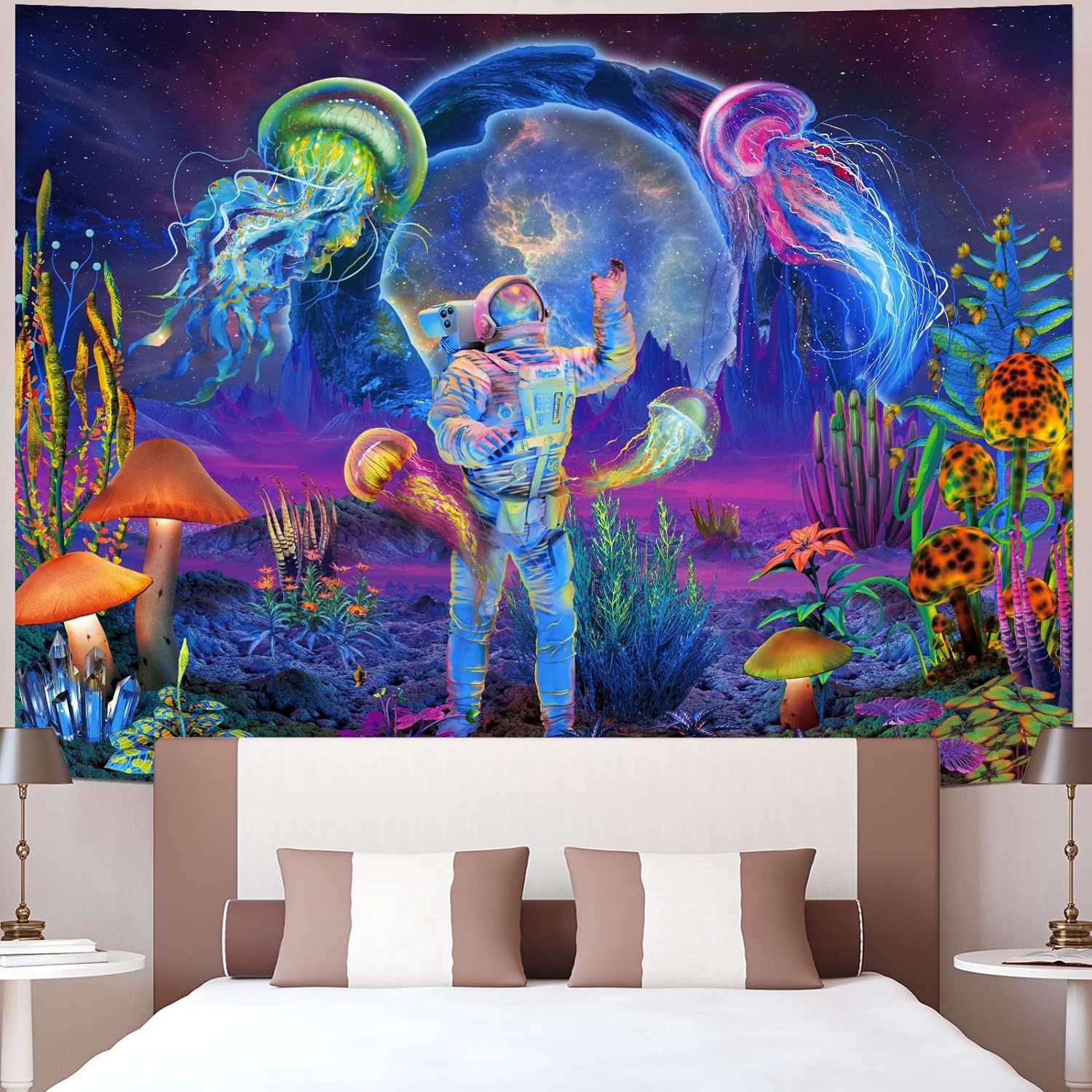 Fluorescent tapestry foreign trade tapestry Amazon hanging cloth Bohemian home decoration tapestry source manufacturers