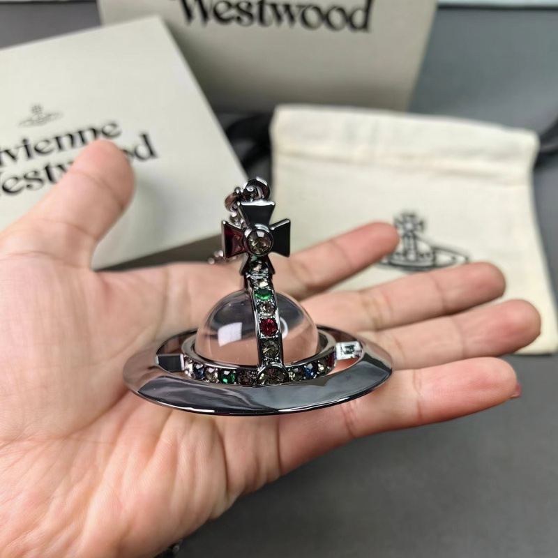 High-End Queen Mother Glass Ball Saturn Necklace Light Luxury Personalized Fashion 30mm Extra Large High-End Clavicle Chain