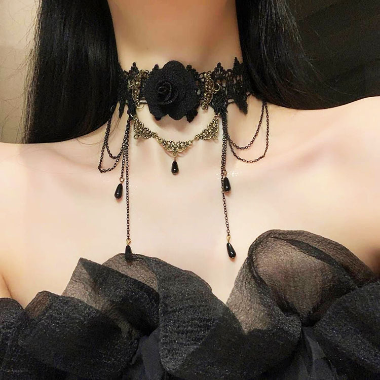 Cross-Border Hot Selling Retro Gothic Gemstone Drop Necklace Black Choker Collar Clavicle Chain Rose Necklace