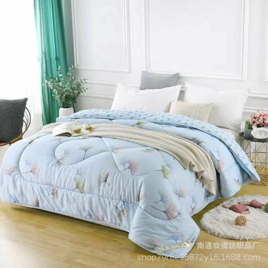 [Manufacturer Wholesale Direct Sales] Gift Quilt Gift Box Summer Cool Air Conditioning Quilt Silk Quilt Conference Event Quilt Wholesale