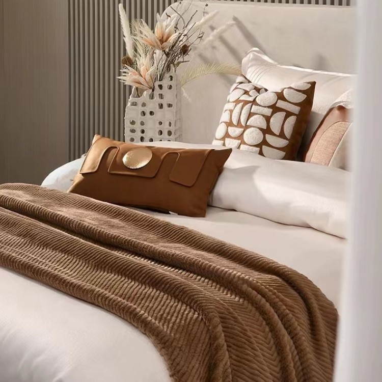 Light Luxury Modern Model Room Bedding Sales Department Model Room Bedding Soft Decoration Simple Multi-Piece Set