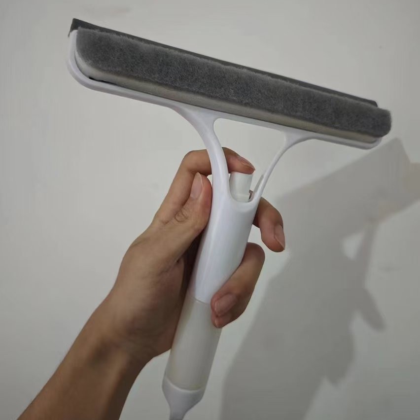 Многофункциональный очиститель окон, домашний скребок для стекол с распылителем, три в одном