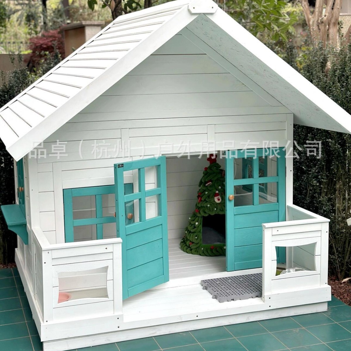 Customized Small Wooden House Coop Pigeon Cage Ostrich Shed Dog House Ranch Shed Solid Wood Cute Pet House Solid Wood Customization