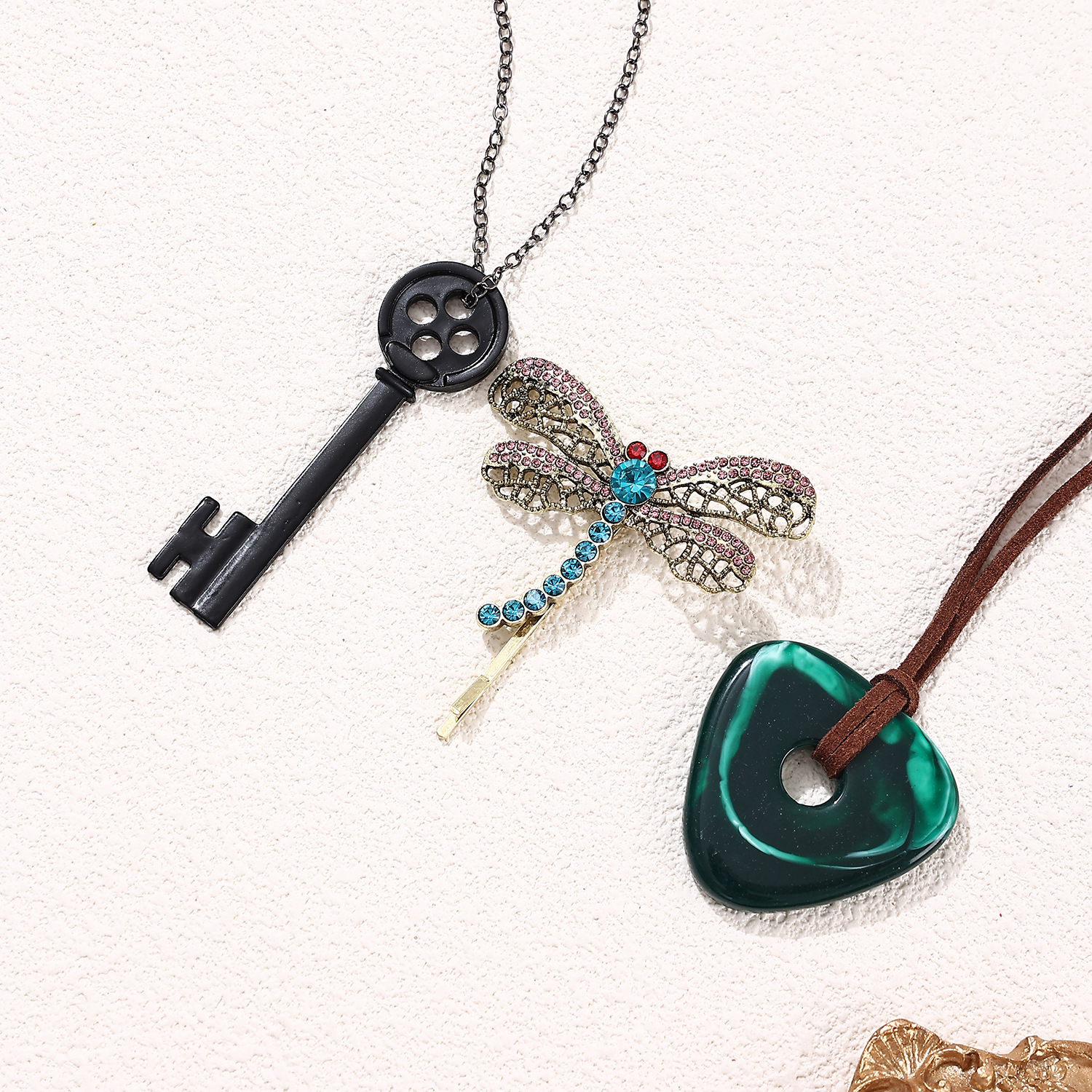 European and American Creative Fashion Personality Versatile Style Necklace Halloween Ghost Mother Black Key Pendant Accessories Decoration