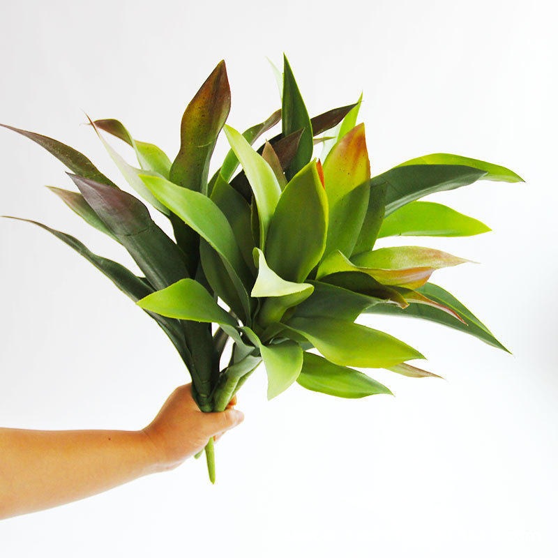 Simulation of soft glue grass leaves spring and autumn color shopping mall shop window soft ground scenery display green plant decoration