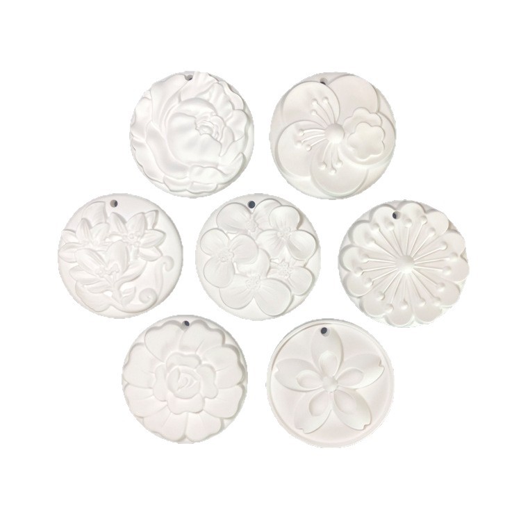 Fang Wei Popular Korean Style Wardrobe Hanging Fragrance Car Pendant Flower Shape Car Fragrance Perfume Expanding Fragrance Gypsum Fragrance Slice