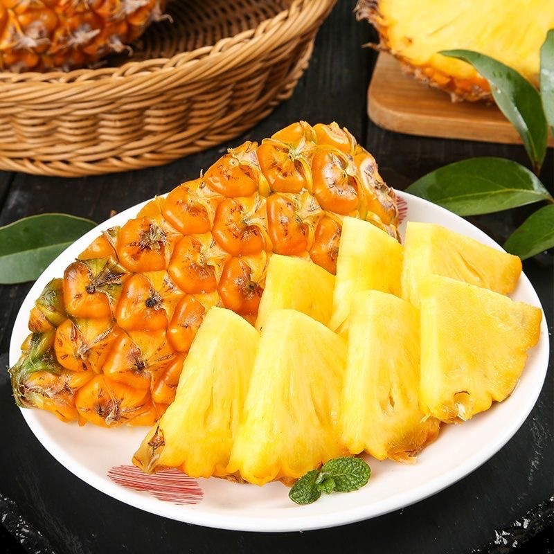 Yunnan Perfume Pineapple 4.5kg Whole Box Fruit 10 Free Shipping Wholesale 5 Non-Taiwanese Hainan Golden Diamond Pineapple Yunnan Specialty