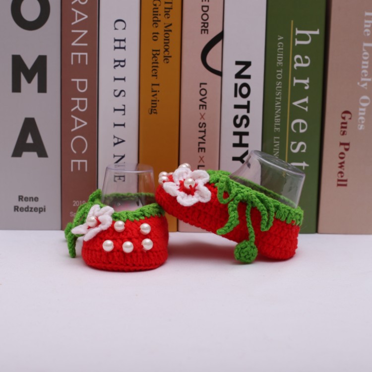 Hand-crocheted baby shoes woven wool baby shoes soft soles toddler shoes men's and women's shoes and socks hand-woven baby shoes