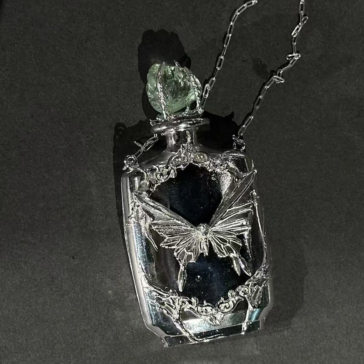 "Butterfly Tears" Aquarius Wine Pot Tears Perfum Bottle Necklace Liquid Hand-made