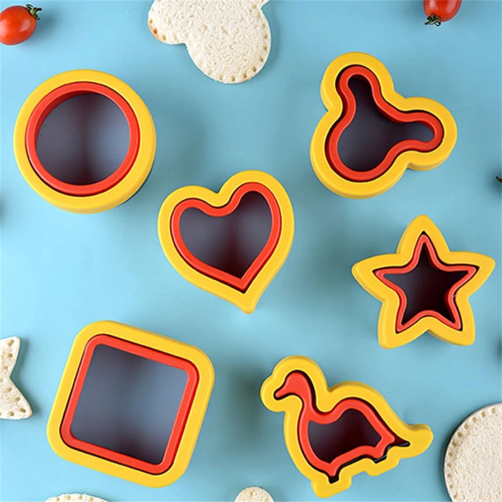 Stainless Steel Sandwich Cutting Mold Sandwich Bread Dinosaur Mold Cartoon Heart Shape Biscuit Mold Toast Fruit Cutter