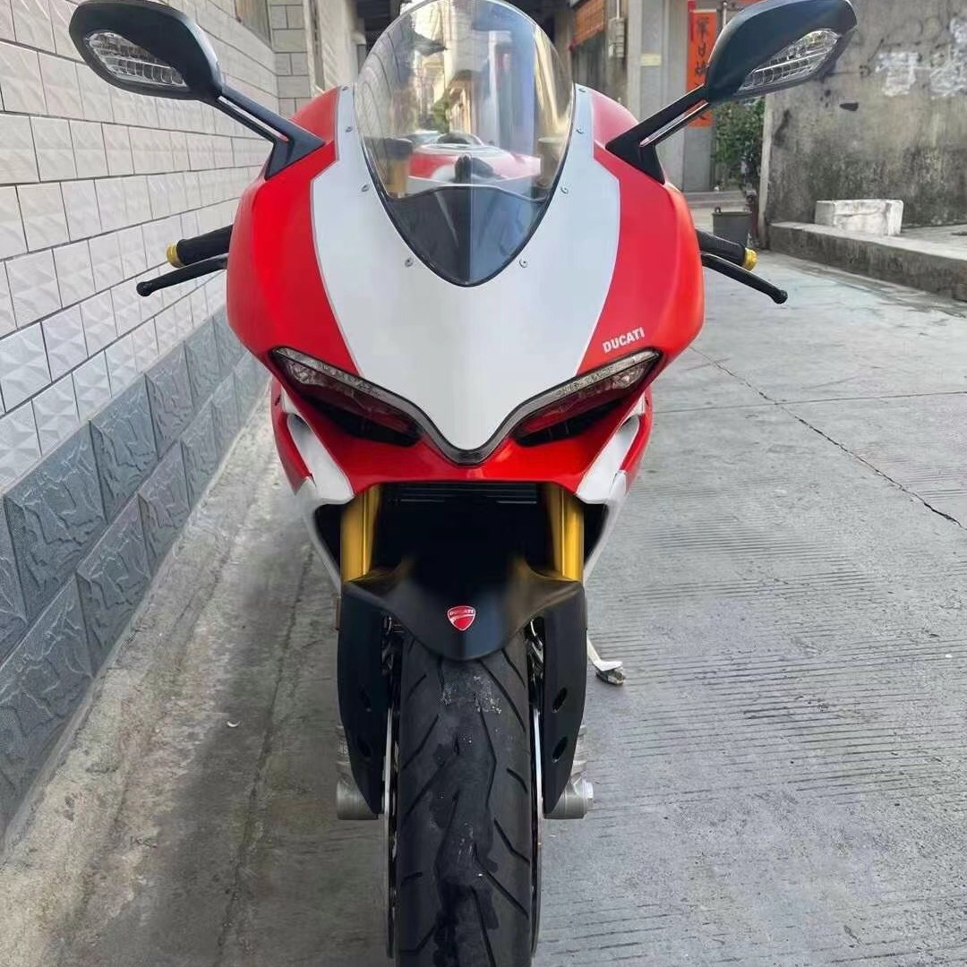 Imported Ducati 1199 Sports Car R6 Yamaha R1 Four-Cylinder Motorcycle 959 Flat Racing Kawasaki H2R Heavy Motorcycle