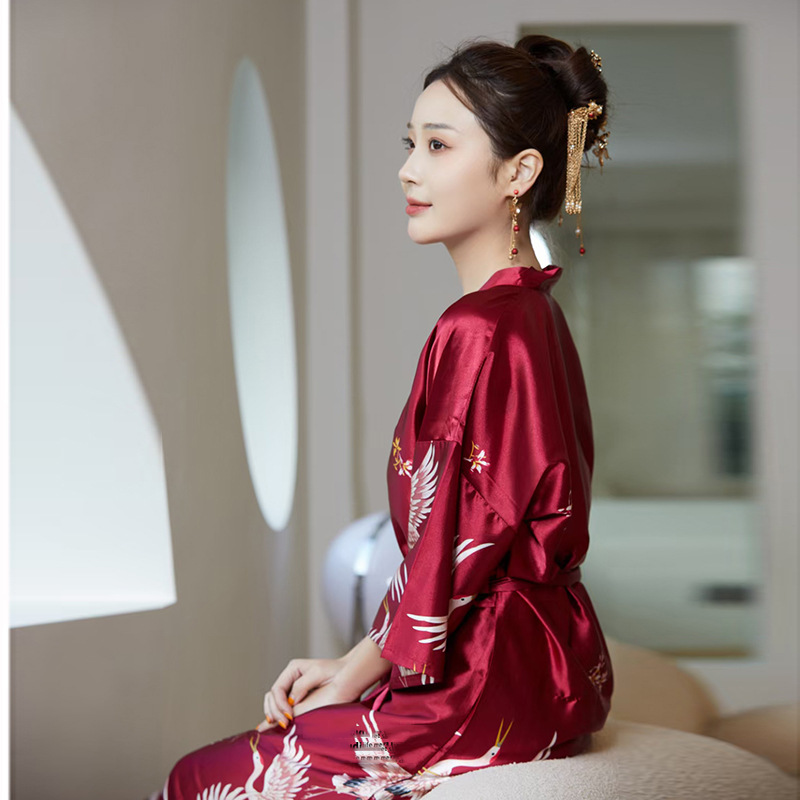 Cross-Border Ice Silk Chinese Style Crane Large Size Cardigan Nightgown Bathrobe Summer Thin Silk Wedding Robe Bride Bridesmaid Dressing Gown