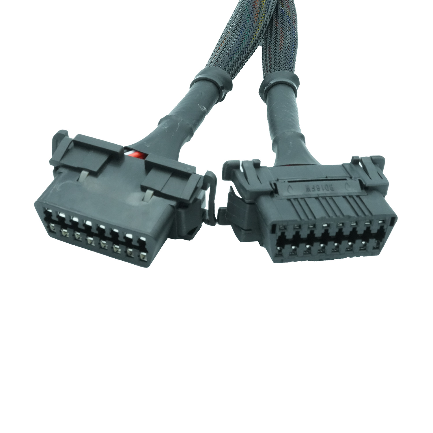 The manufacturer sells OBD one-two (Kia and Toyota) extension cords, suitable for Kia and Toyota cars