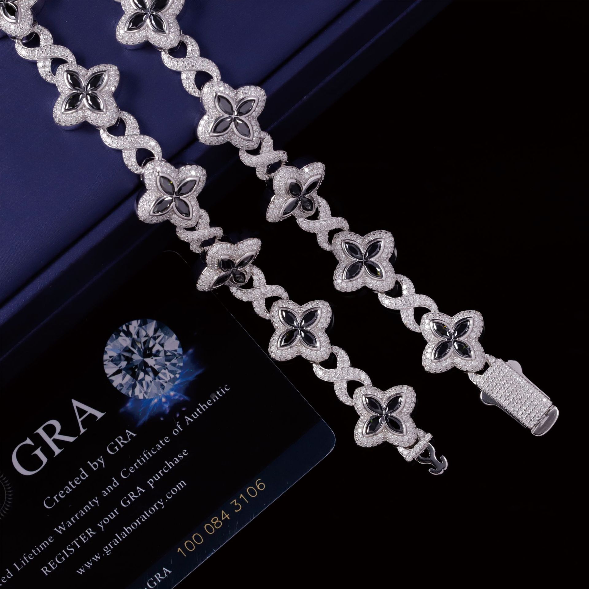 Hip-Hop Style European and American Black Four-Leaf Clover Necklace S925 Silver Inlaid with D Color Moissanite Personalized High-End Niche Necklace