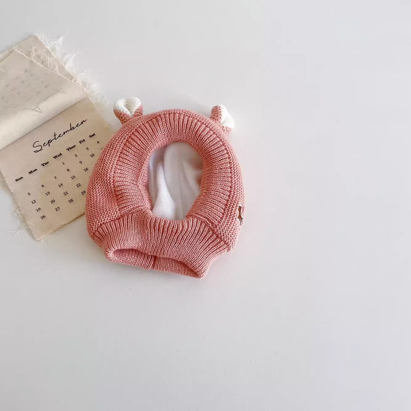 Winter fleece-lined thickened children's baby rabbit ear protection baby boys and girls knitted hat cute wool hat