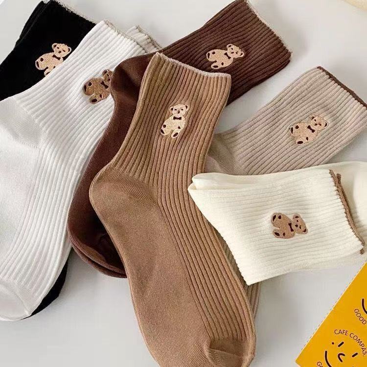 Women's Socks Korean Style Instagram Style Fashionable Autumn and Winter High Beauty Value All-match Vertical Pattern Bear Student Cute Girl Socks