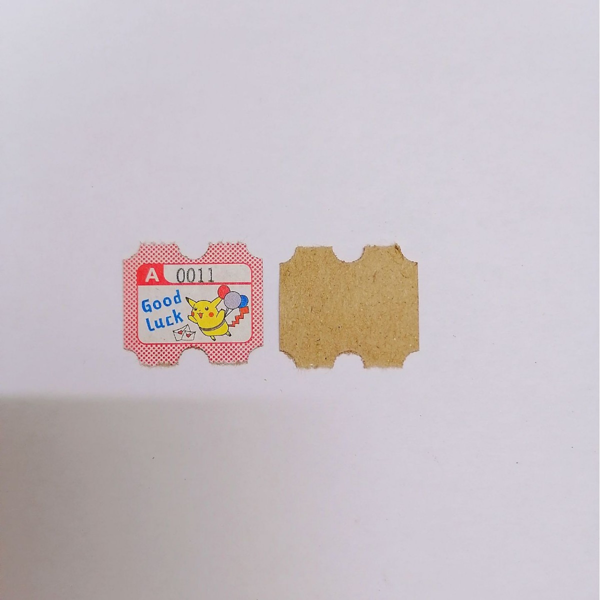 Производитель лотерейных половинок билетов, игровые автоматы, экологически чистые обменные билеты, лотерейные билеты, готовый товар