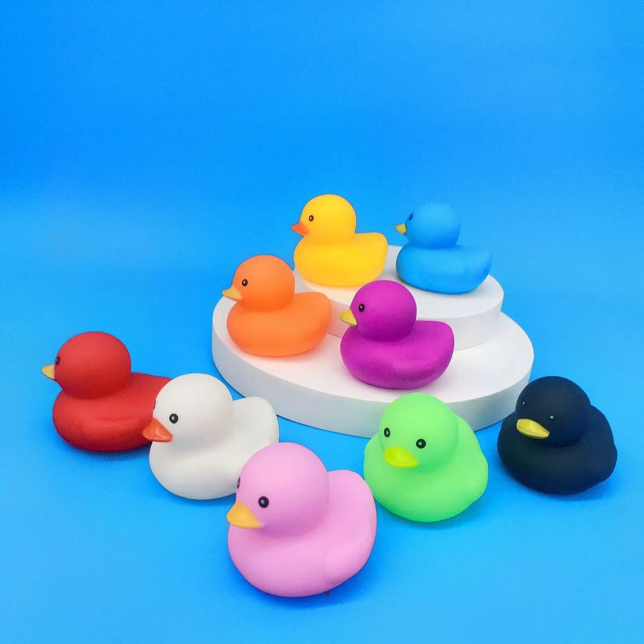 Little Yellow Duck Toy Kidsren's Water Play Baby Baby Baby Bath Swimming Pinch and Scream Cartoon Vinyl Cute Colorfulful Duck
