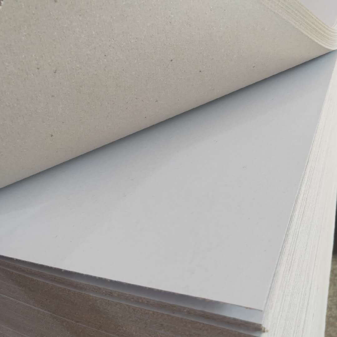 Factory Gray Background Whiteboard Paper Clothing Shoes and Hats Wrapping Paper Clothing Lining Cardboard Single-Sided White Cardboard 250g Customized